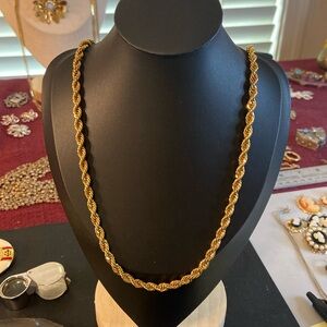 Vintage Monet golden twist necklace Guc 24"